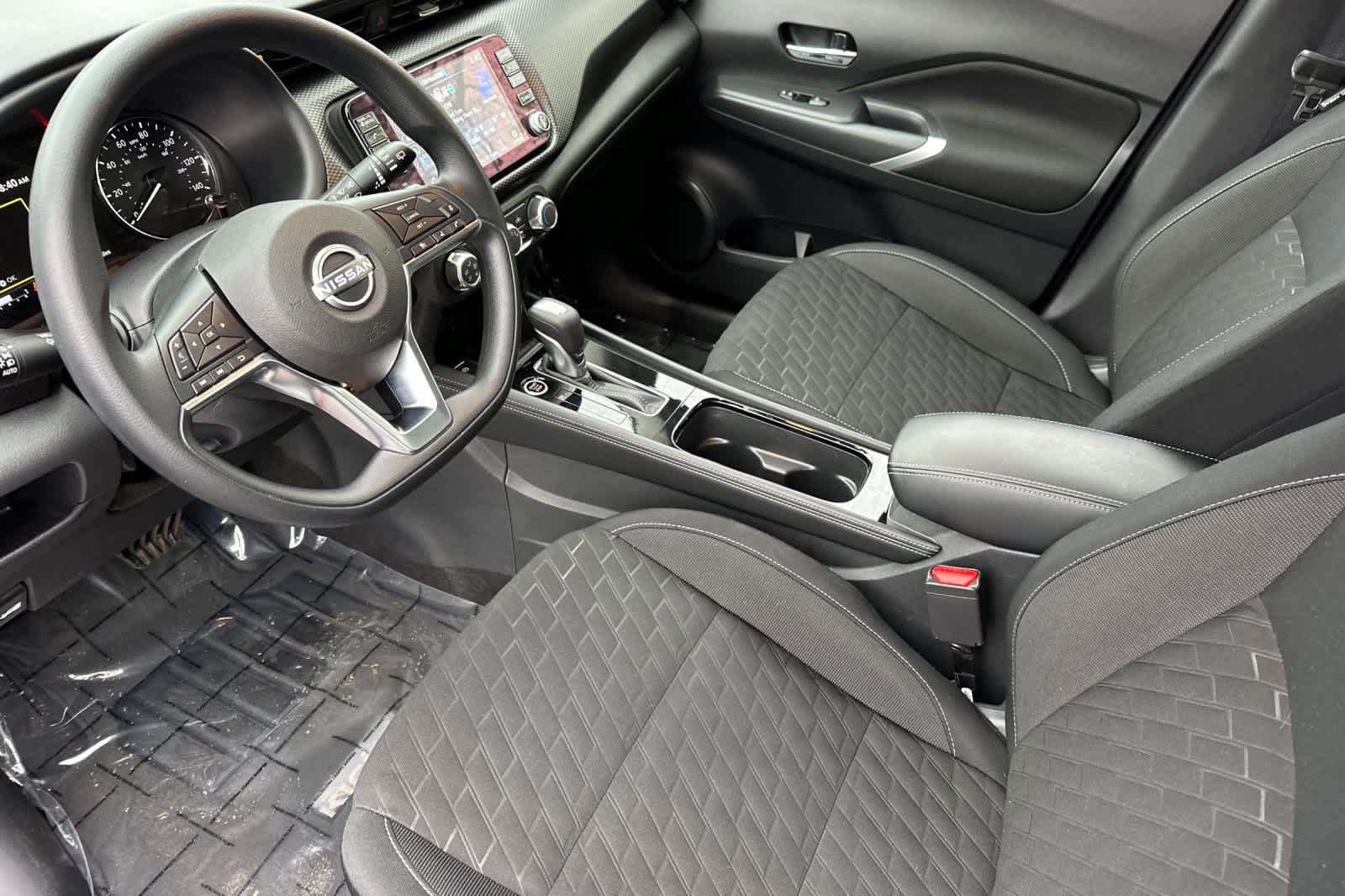 Used 2024 Nissan Kicks SV FWD image 11