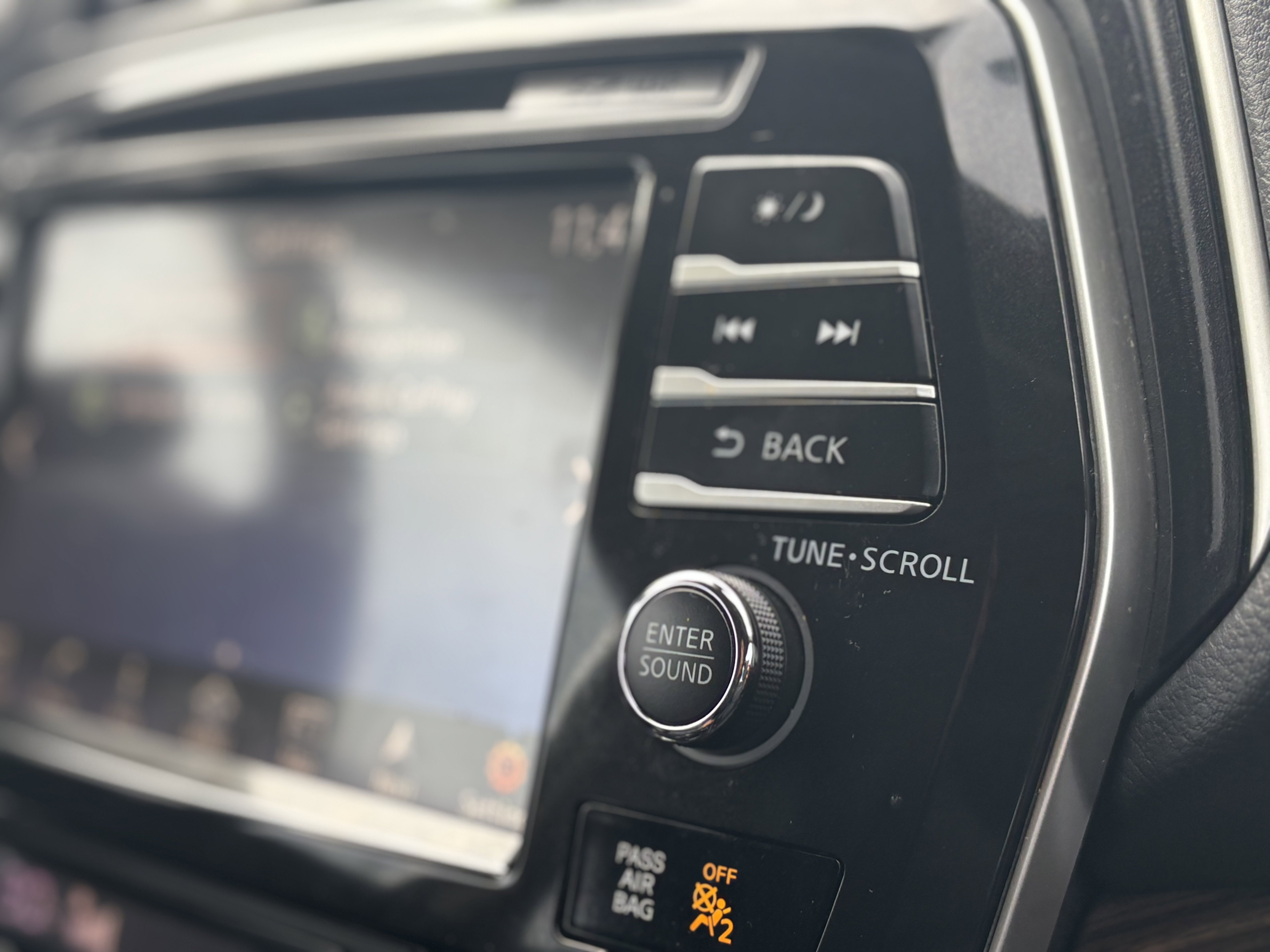 Used 2017 Nissan Maxima Platinum FWD image 34