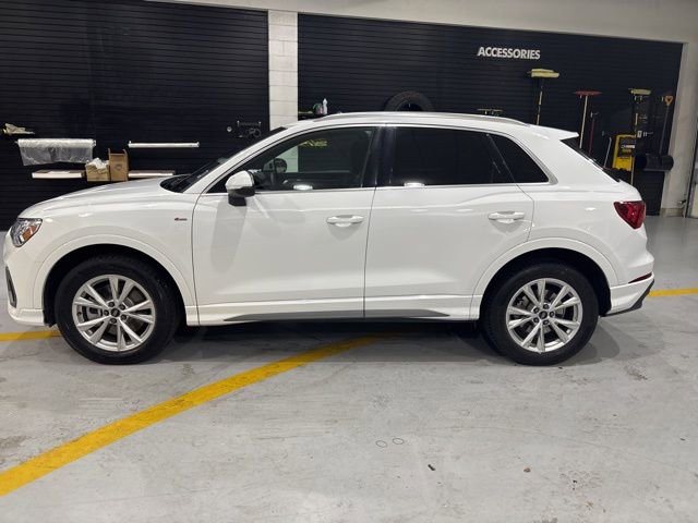 Used 2025 Audi Q3 2.0T Premium image 5