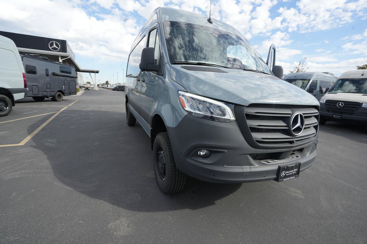 New 2026 Mercedes-Benz Sprinter 2500 image 2