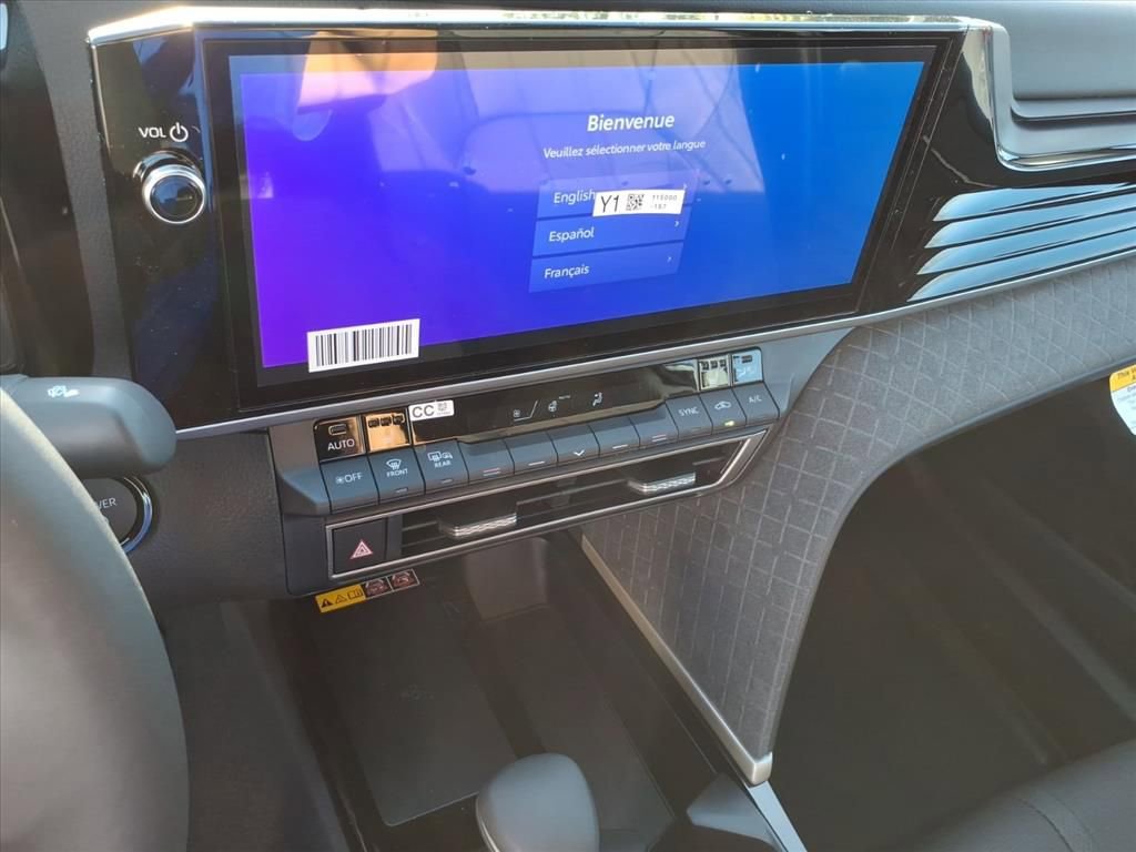 New 2025 Toyota Camry XLE image 13