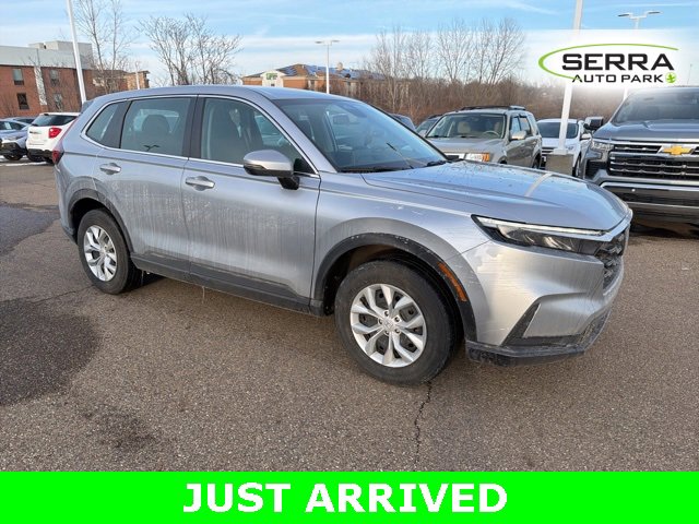 Used 2023 Honda CR-V LX image 2