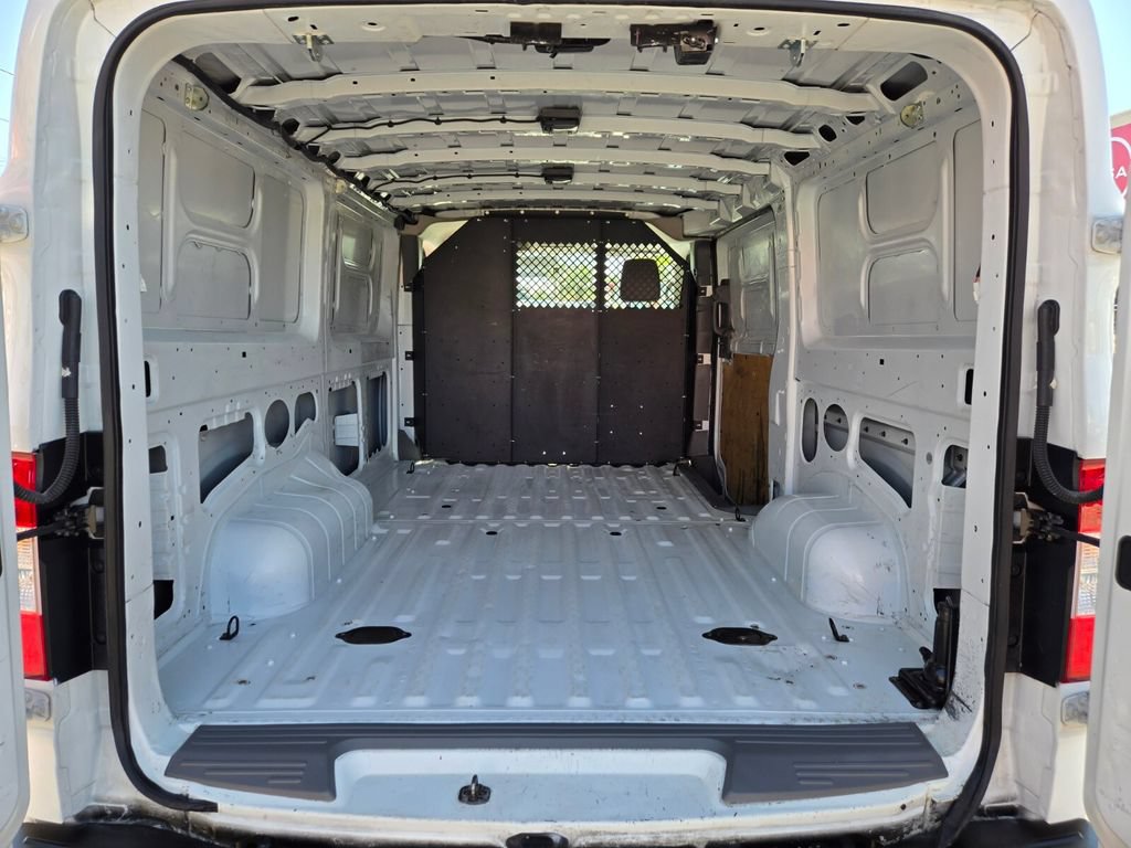 Used 2020 Nissan NV 2500 S RWD image 13