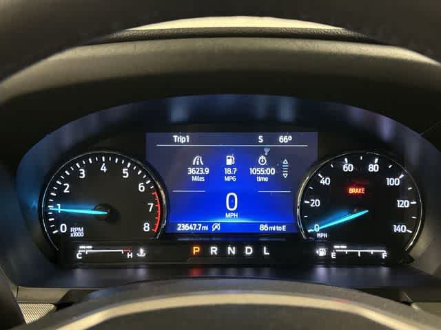 Used 2024 Ford Explorer XLT w/ Equipment Group 202A AWD/4WD image 6