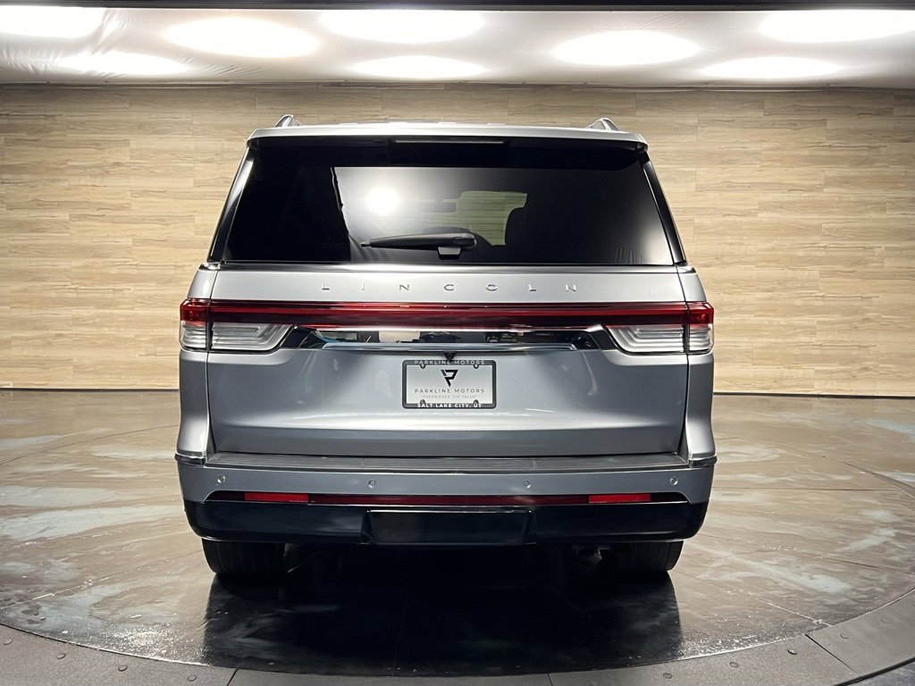 Used 2023 Lincoln Navigator Reserve image 15