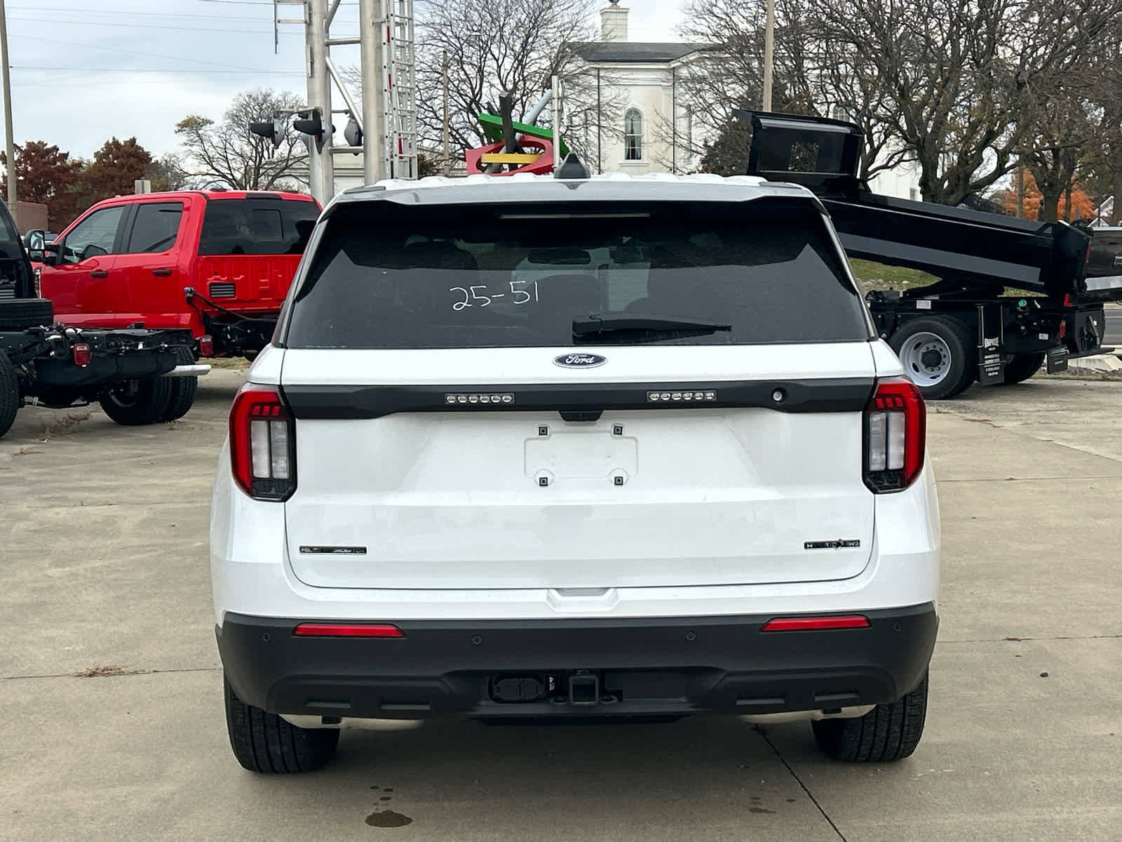 New 2026 Ford Explorer w/ Ready For The Road Package image 5