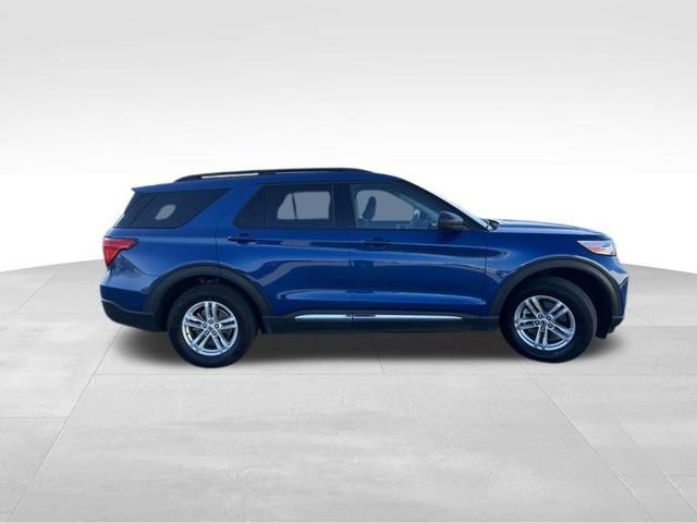 Used 2022 Ford Explorer XLT image 8