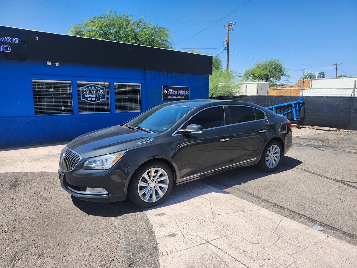 Used 2015 Buick LaCrosse Leather FWD image 2