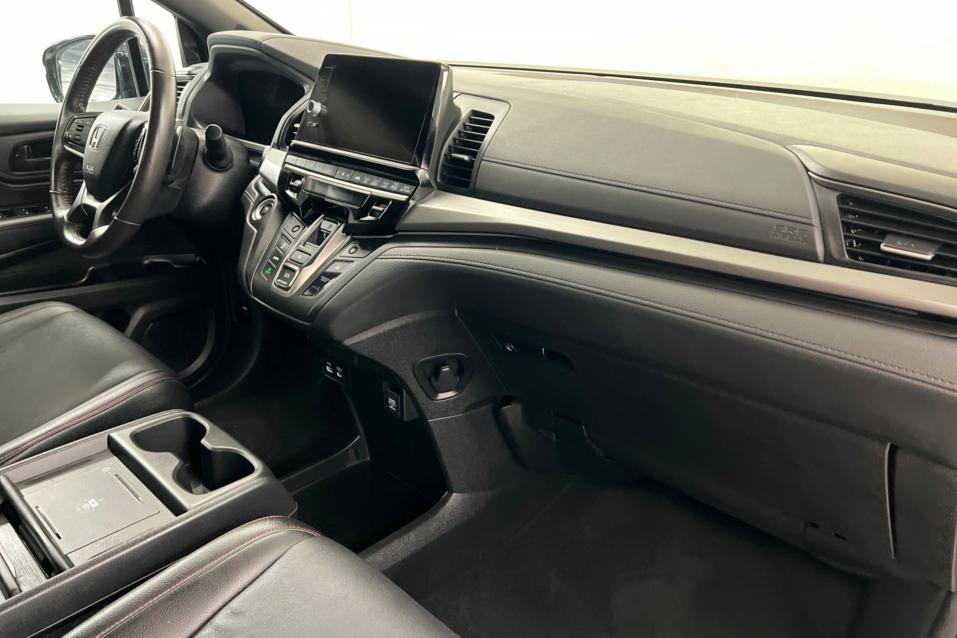 Used 2025 Honda Odyssey Sport-L image 24