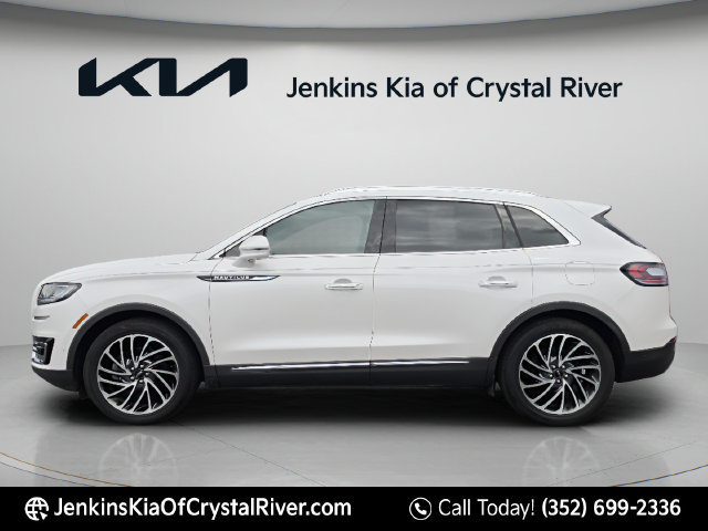 Used 2019 Lincoln Nautilus Reserve FWD image 13