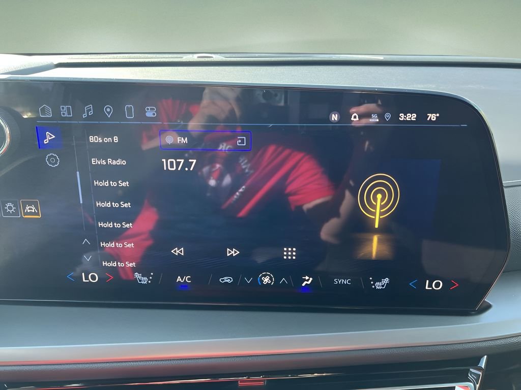 Certified 2025 Chevrolet Traverse LT image 13