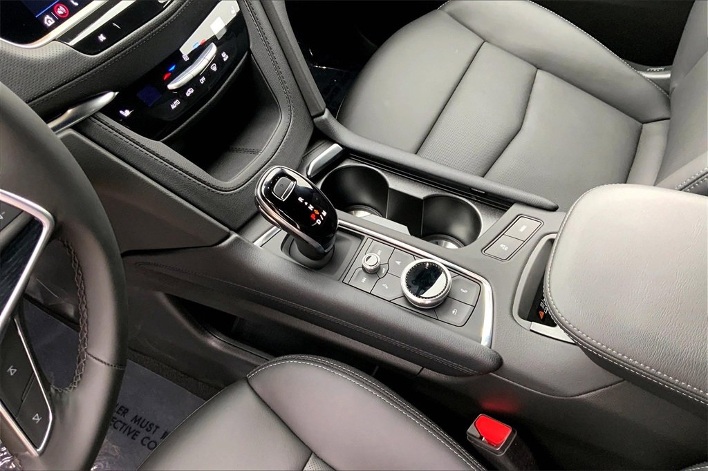 New 2025 Cadillac XT5 Premium Luxury image 9