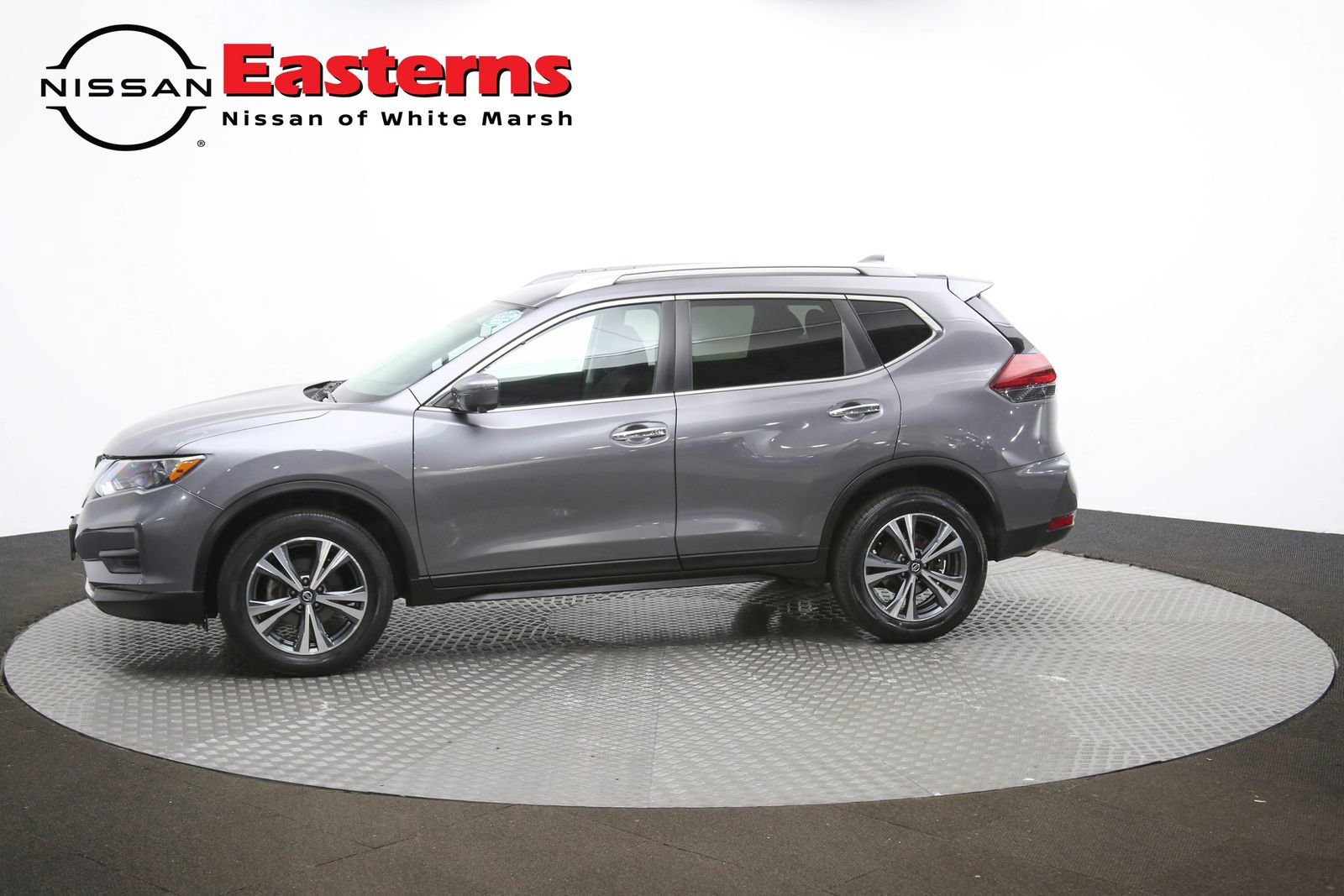 Used 2019 Nissan Rogue SV w/ Premium Package image 61