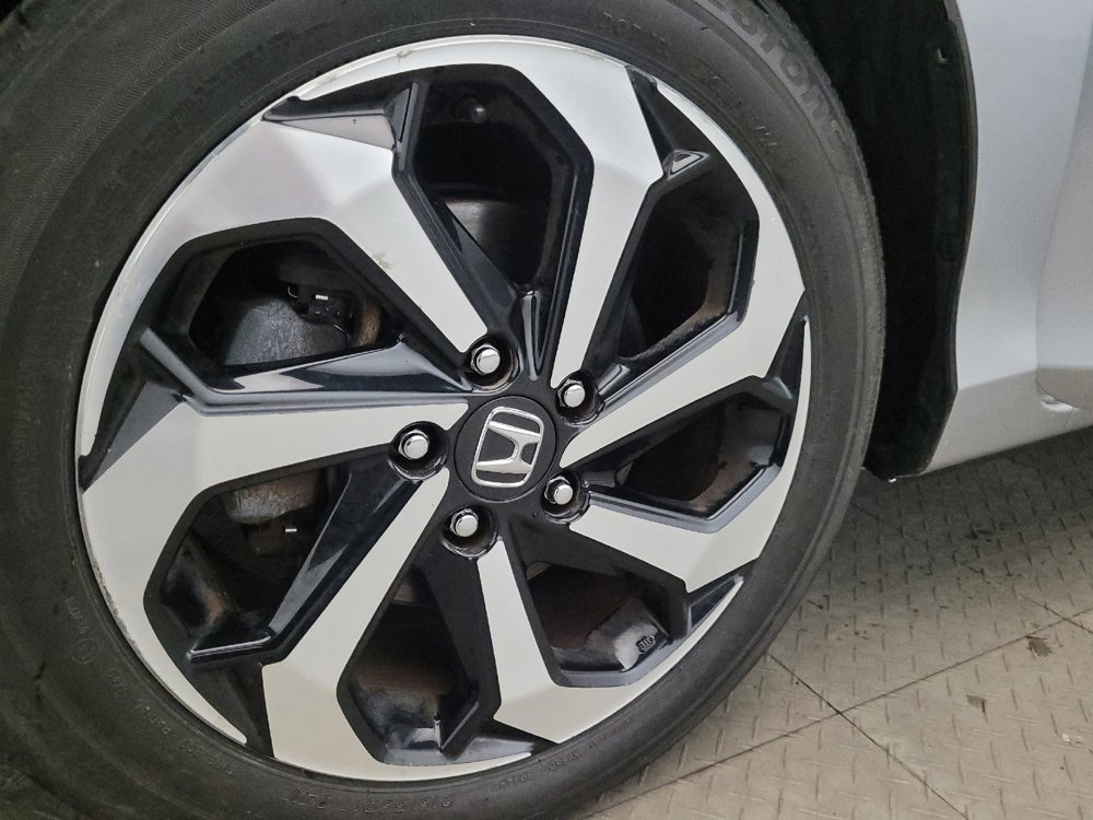 Used 2017 Honda Accord EX image 31