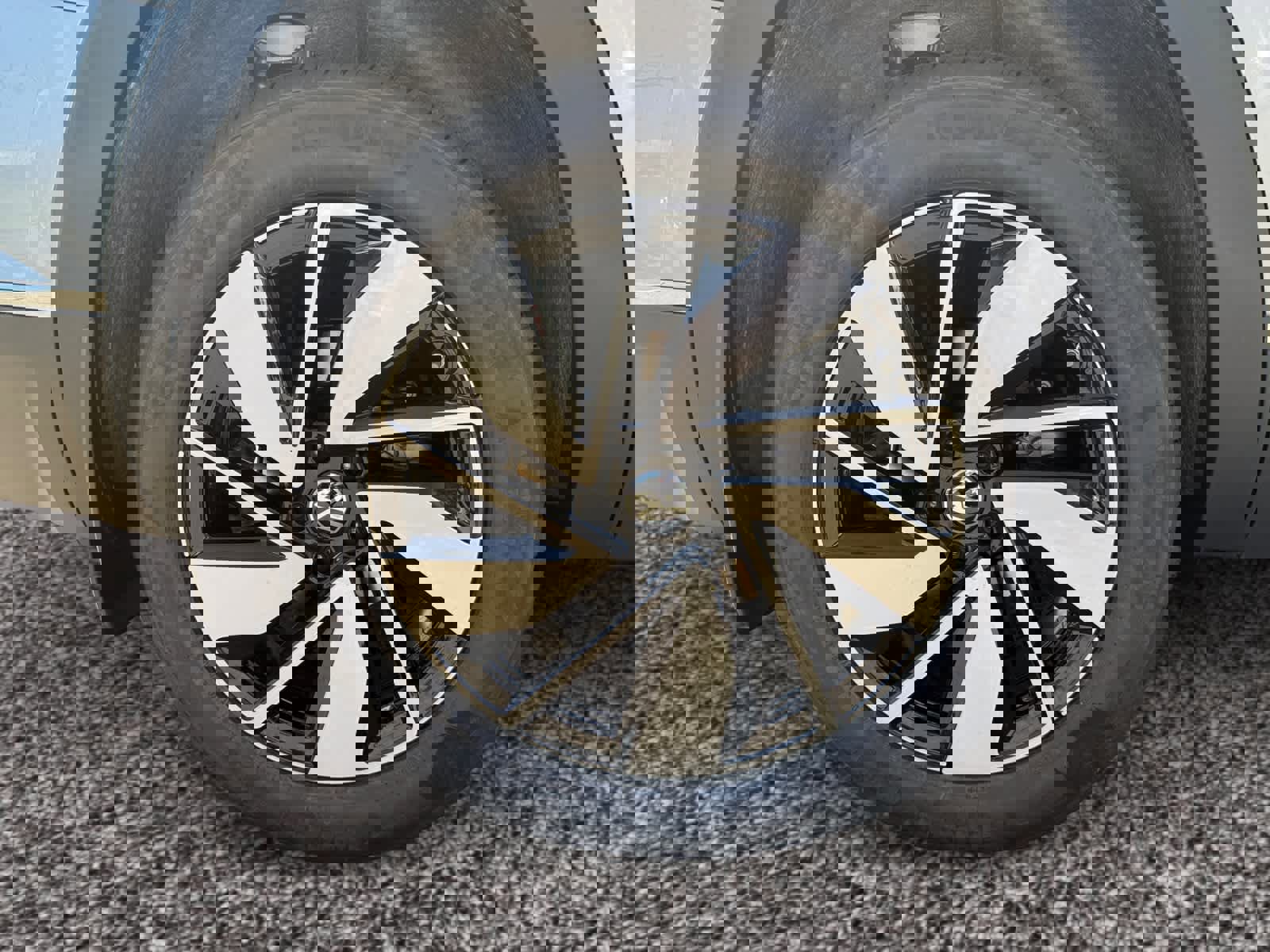 New 2026 Volkswagen Atlas SEL image 14