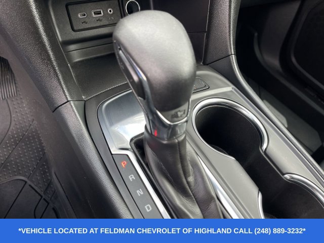Used 2024 Chevrolet Equinox LT w/ LPO, Floor Liner Package FWD image 16