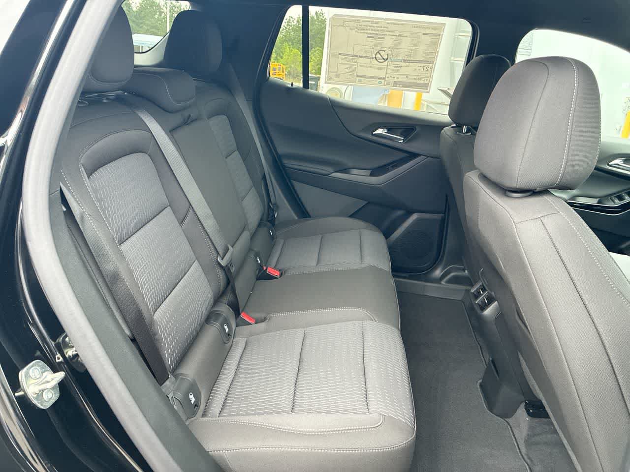 New 2027 Chevrolet Equinox LT w/ Safety and Technology Package FWD image 26