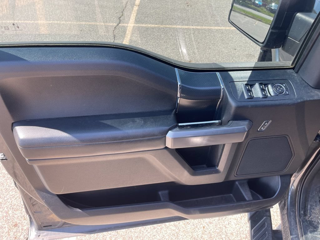 Used 2020 Ford F150 XLT w/ Equipment Group 302A Luxury AWD/4WD image 24