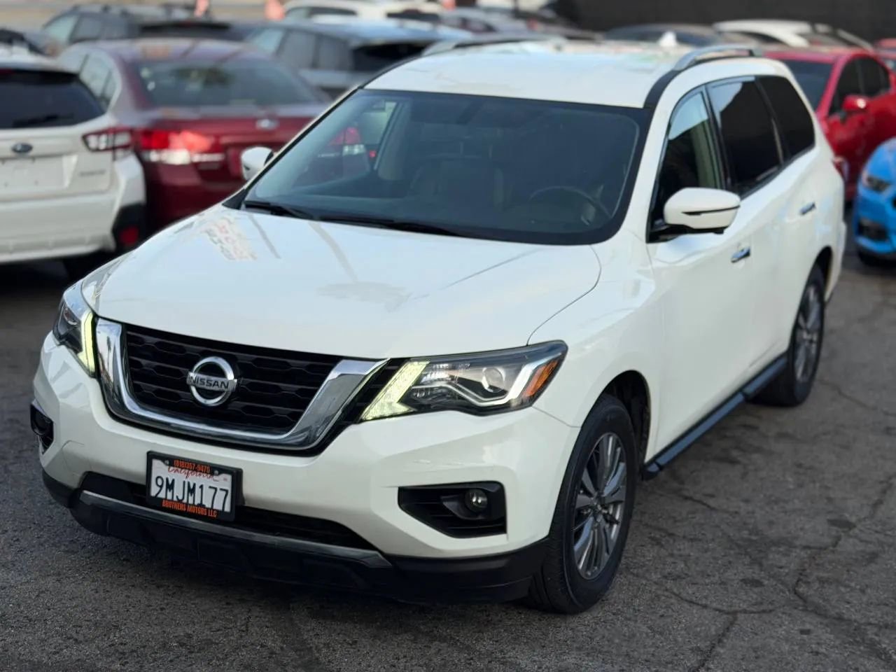 Used 2019 Nissan Pathfinder SL image 5
