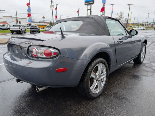 Used 2006 MAZDA MX-5 Miata Touring image 5