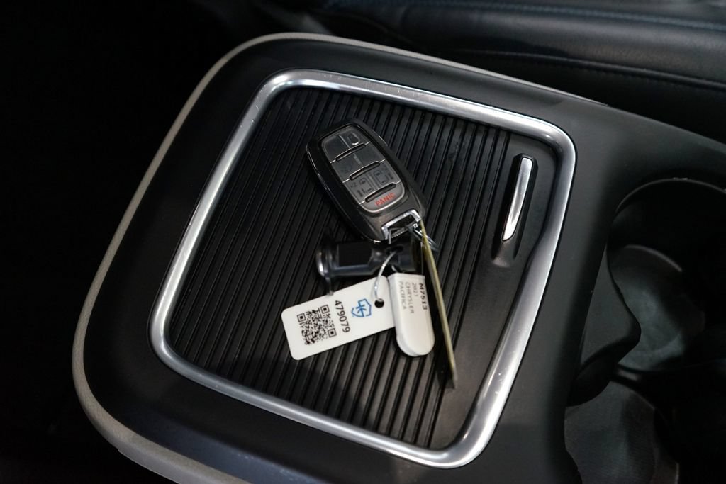 Used 2021 Chrysler Pacifica Touring-L w/ Uconnect Theater Family Group AWD/4WD image 63