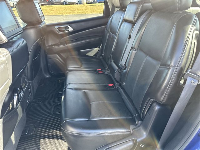 Certified 2017 Nissan Pathfinder Platinum w/ Family Entertainment Package image 24