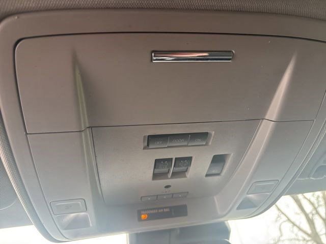 Used 2017 GMC Sierra 1500 Denali w/ Denali Ultimate Package image 30