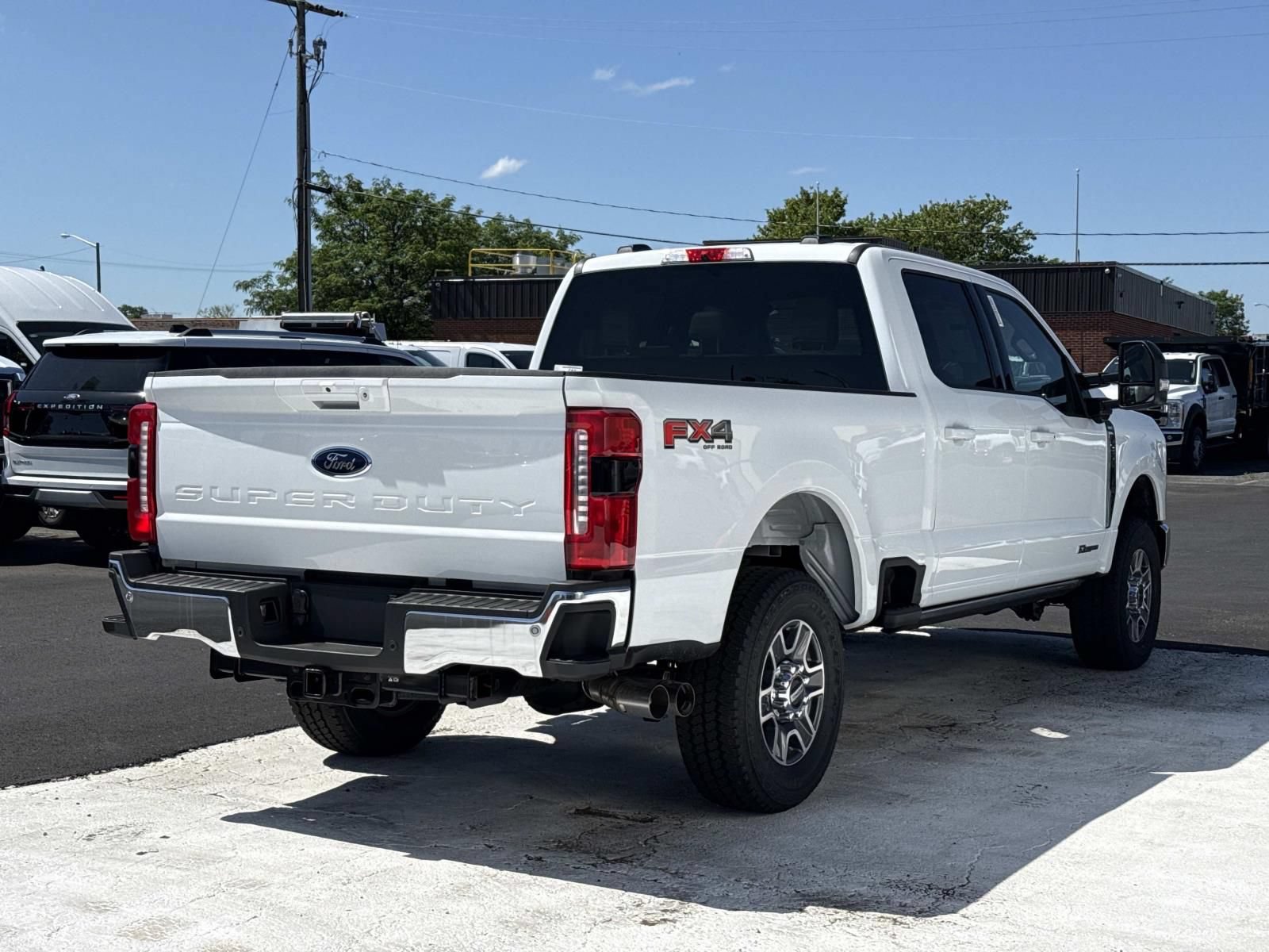 New 2026 Ford F250 Lariat AWD/4WD image 3