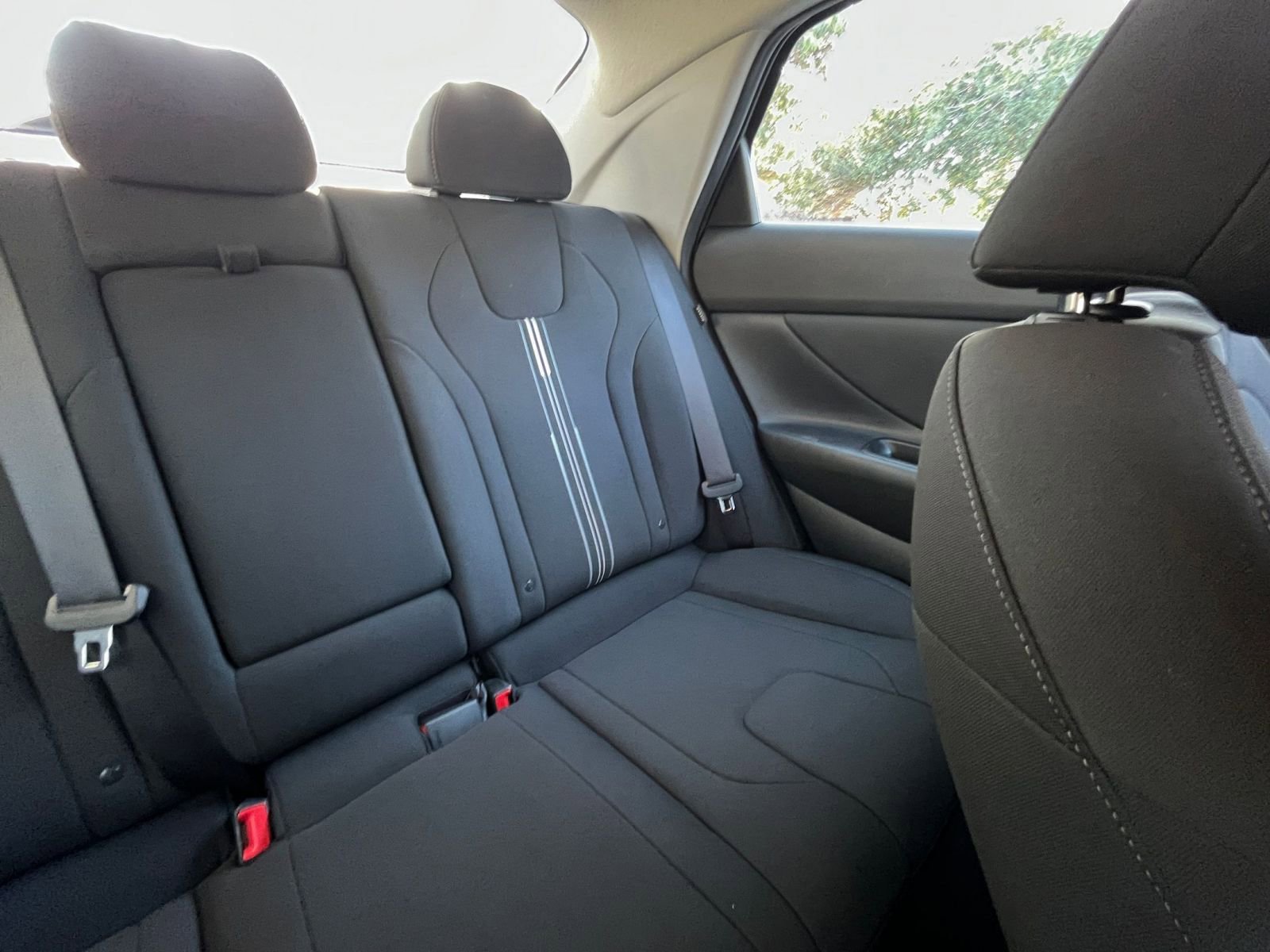 Used 2025 Hyundai Elantra SEL image 35