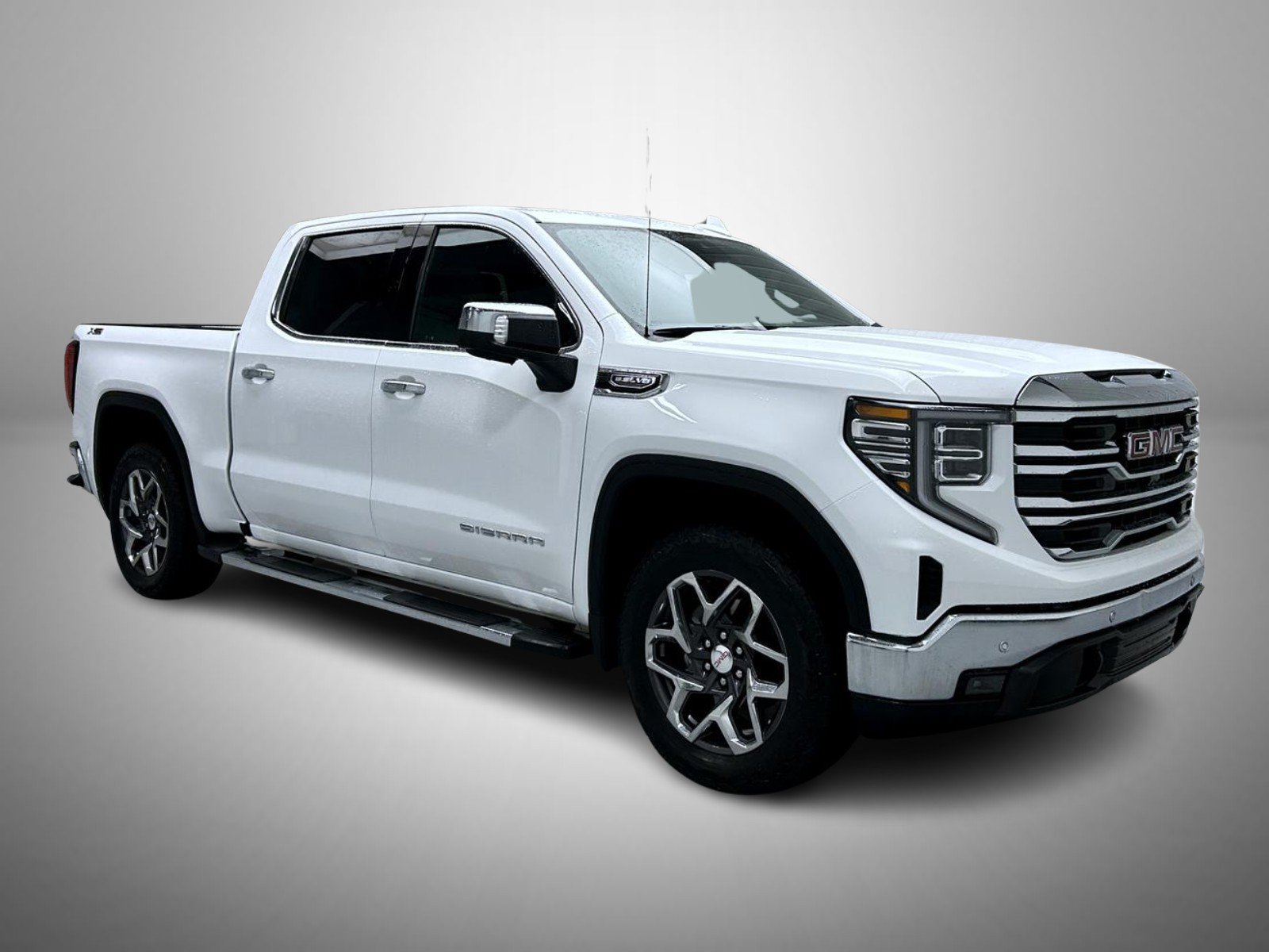 Used 2025 GMC Sierra 1500 SLT w/ SLT Premium Package AWD/4WD image 3