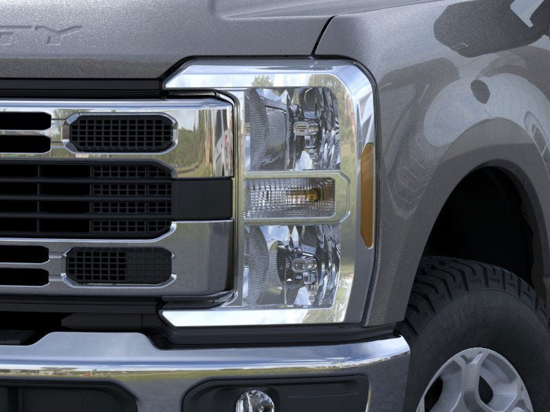 New 2026 Ford F250 XLT w/ F-250 >10K GVWR Package AWD/4WD image 18