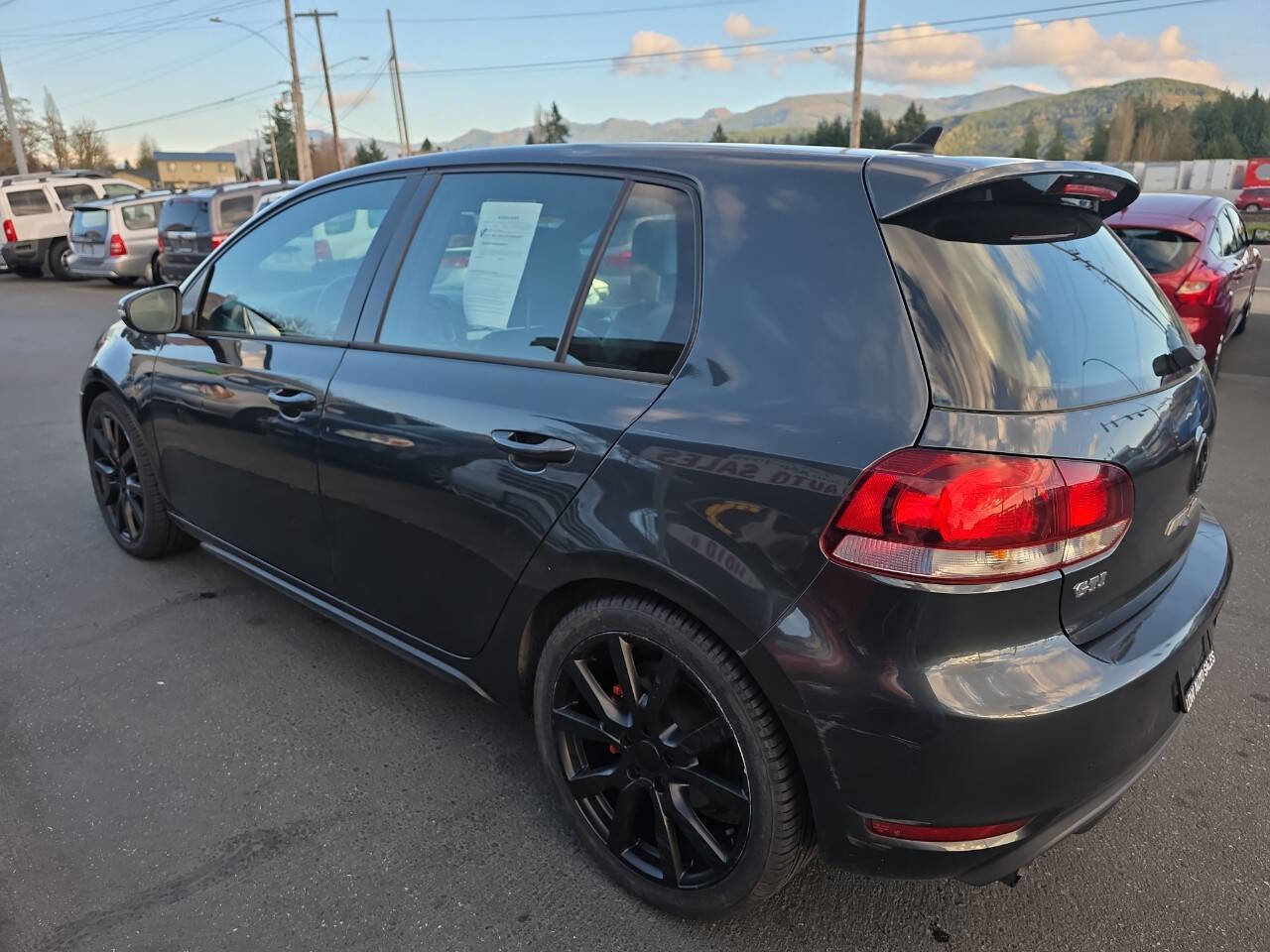 Used 2012 Volkswagen GTI 4-Door image 5