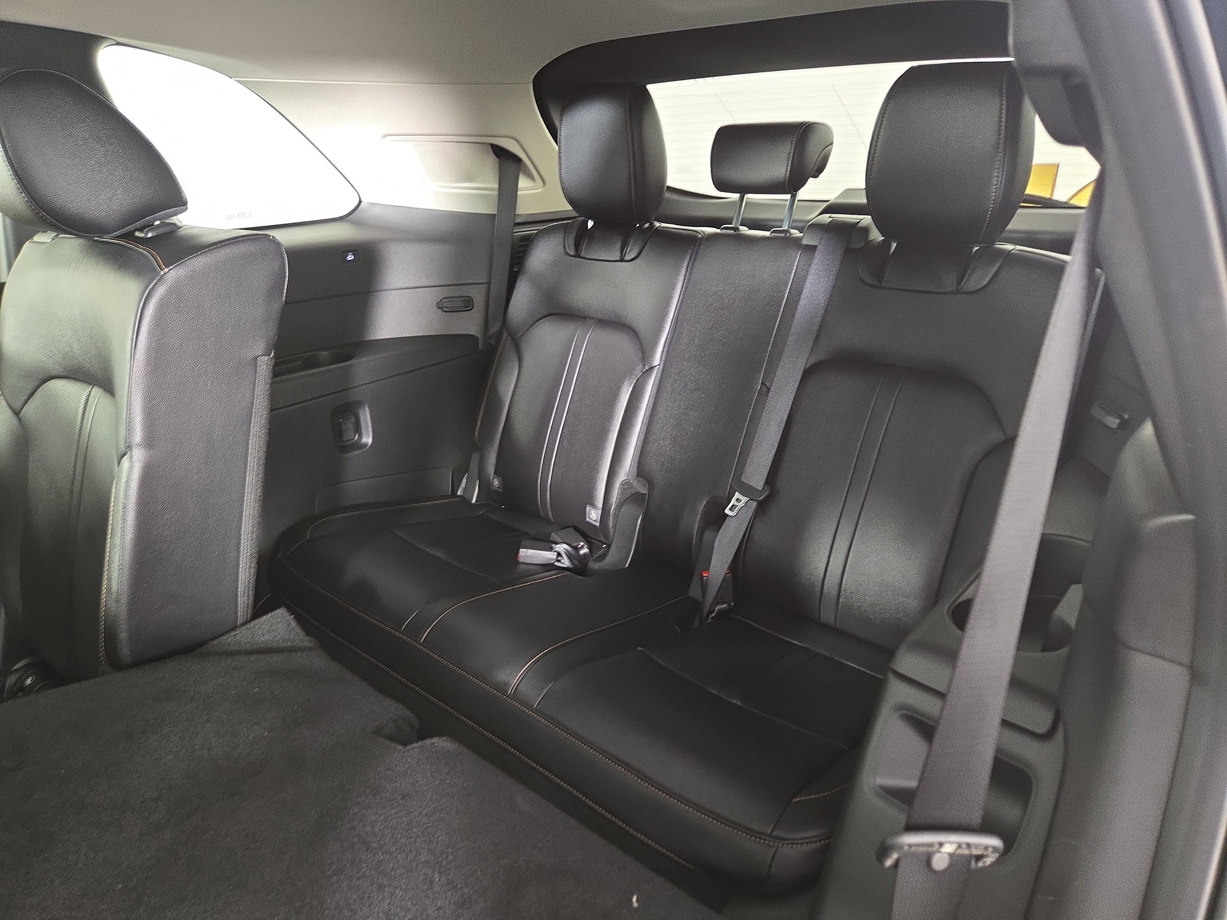 Used 2025 MAZDA CX-90 3.3 Turbo w/ Premium Sport Pkg image 13