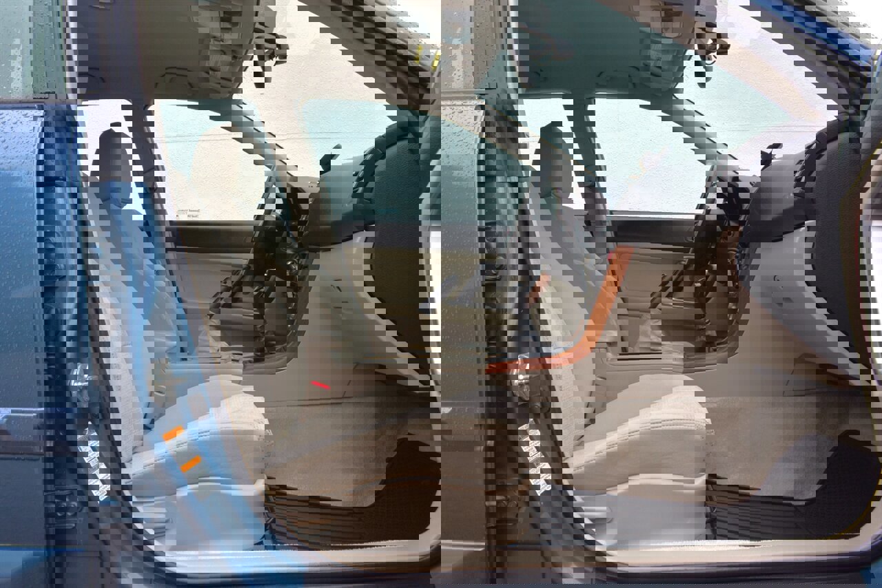 Used 2006 Subaru Outback 2.5i w/ Popular Equipment Group 1B AWD/4WD image 24