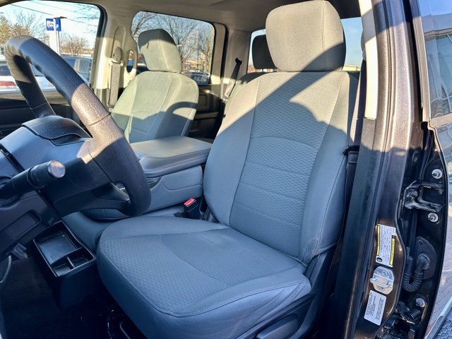 Used 2016 RAM 2500 Tradesman w/ Chrome Appearance Group image 13