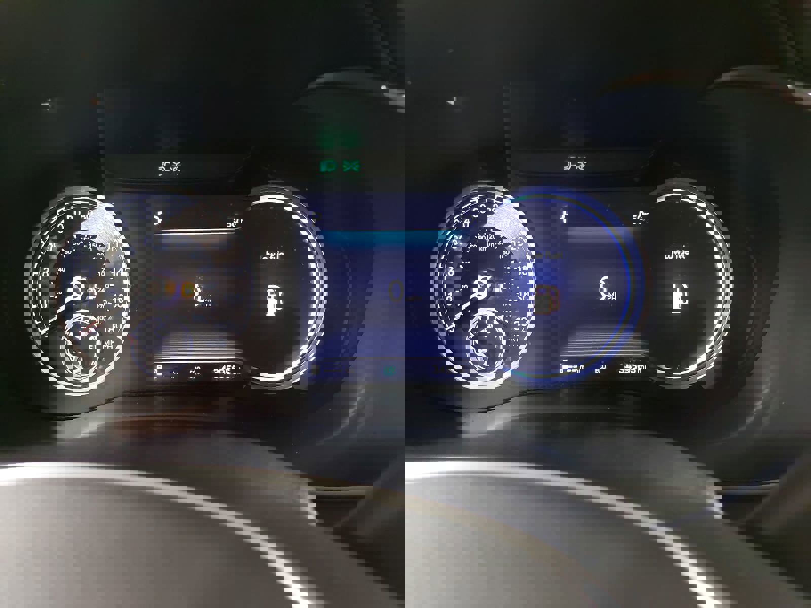 Used 2023 Genesis G70 2.0T w/ Sport Prestige Package image 19