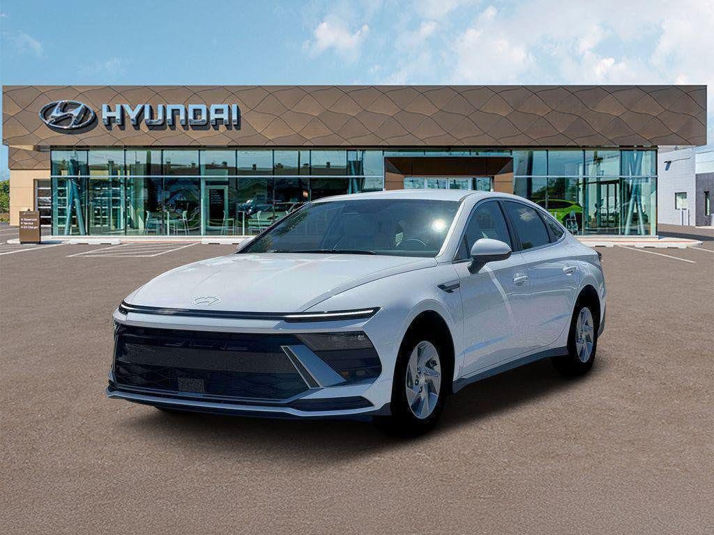 New 2026 Hyundai Sonata SE FWD image 1