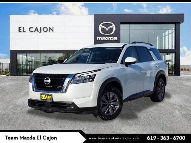 Used 2025 Nissan Pathfinder SV