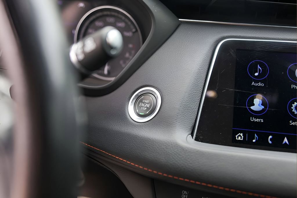 Used 2021 Cadillac XT4 Sport image 17