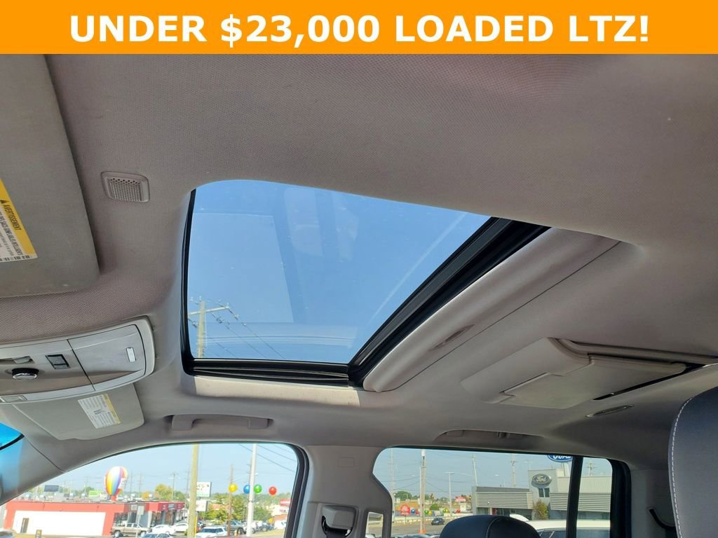 Used 2016 Chevrolet Suburban LTZ image 16