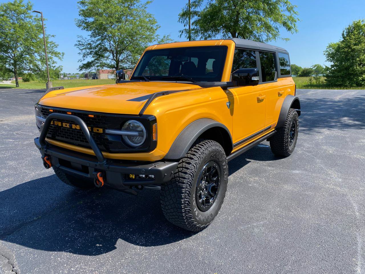 Used 2021 Ford Bronco First Edition AWD/4WD image 1