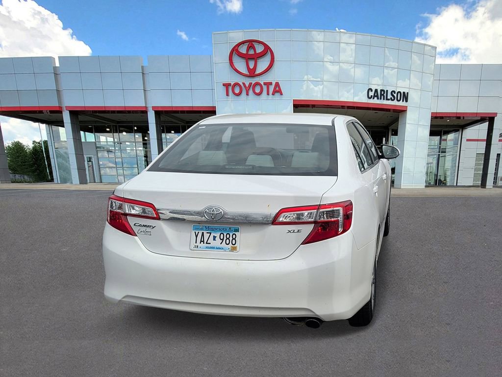Used 2012 Toyota Camry XLE FWD image 4