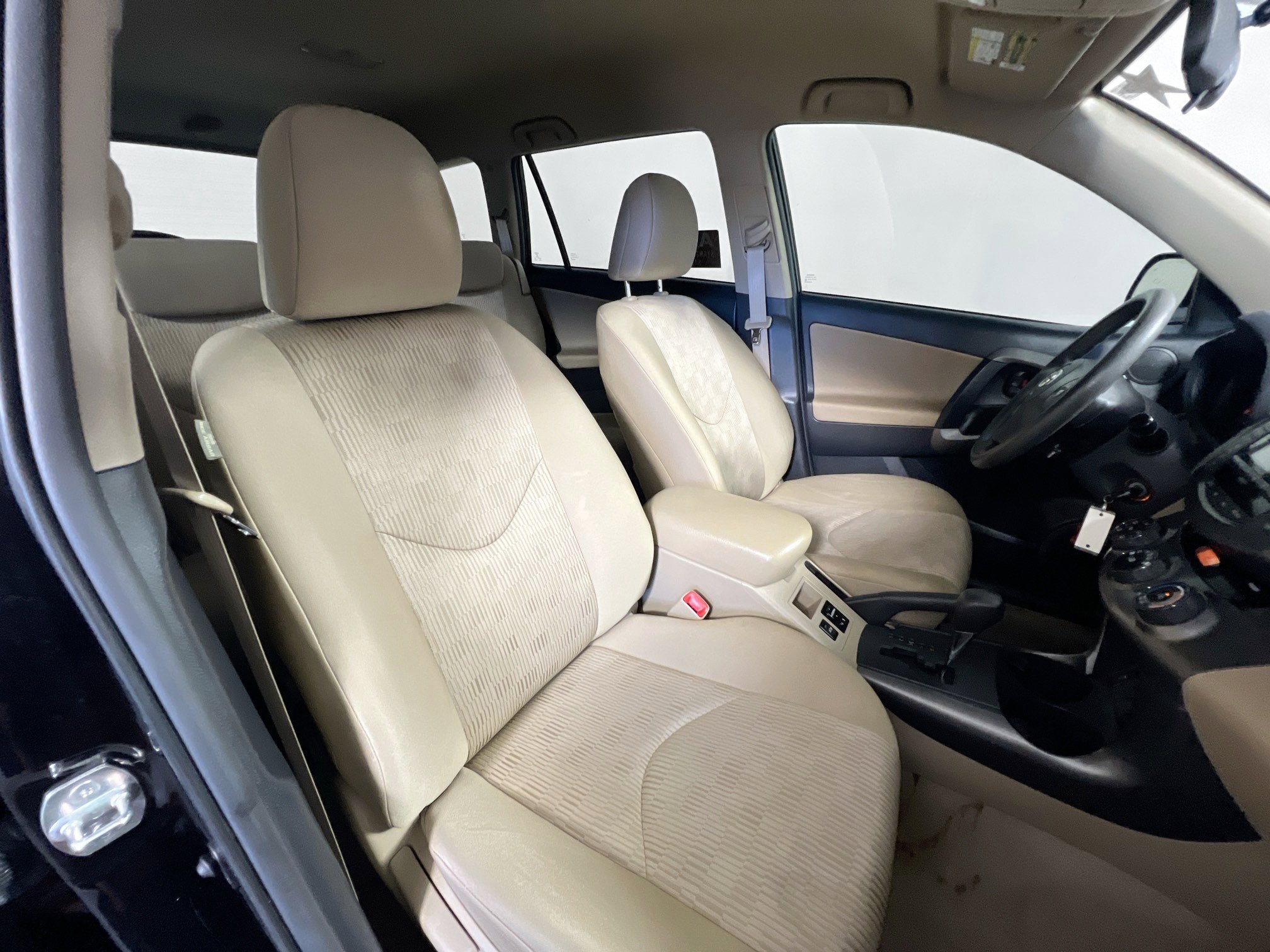 Used 2010 Toyota RAV4 2WD image 30