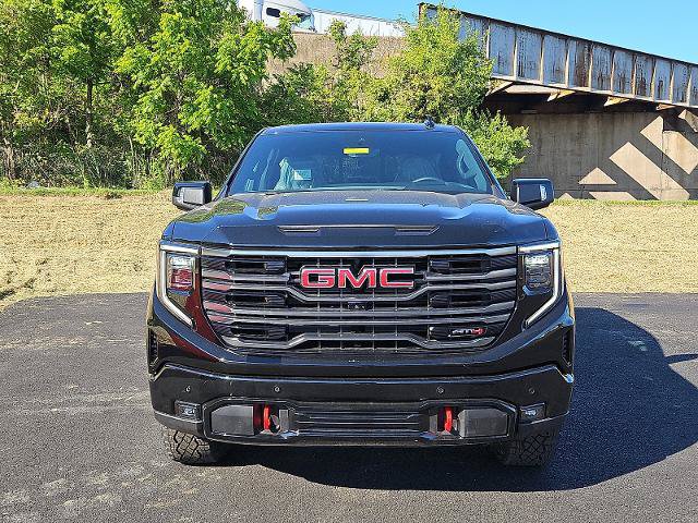 New 2026 GMC Sierra 1500 AT4 w/ AT4 Premium Package AWD/4WD image 2