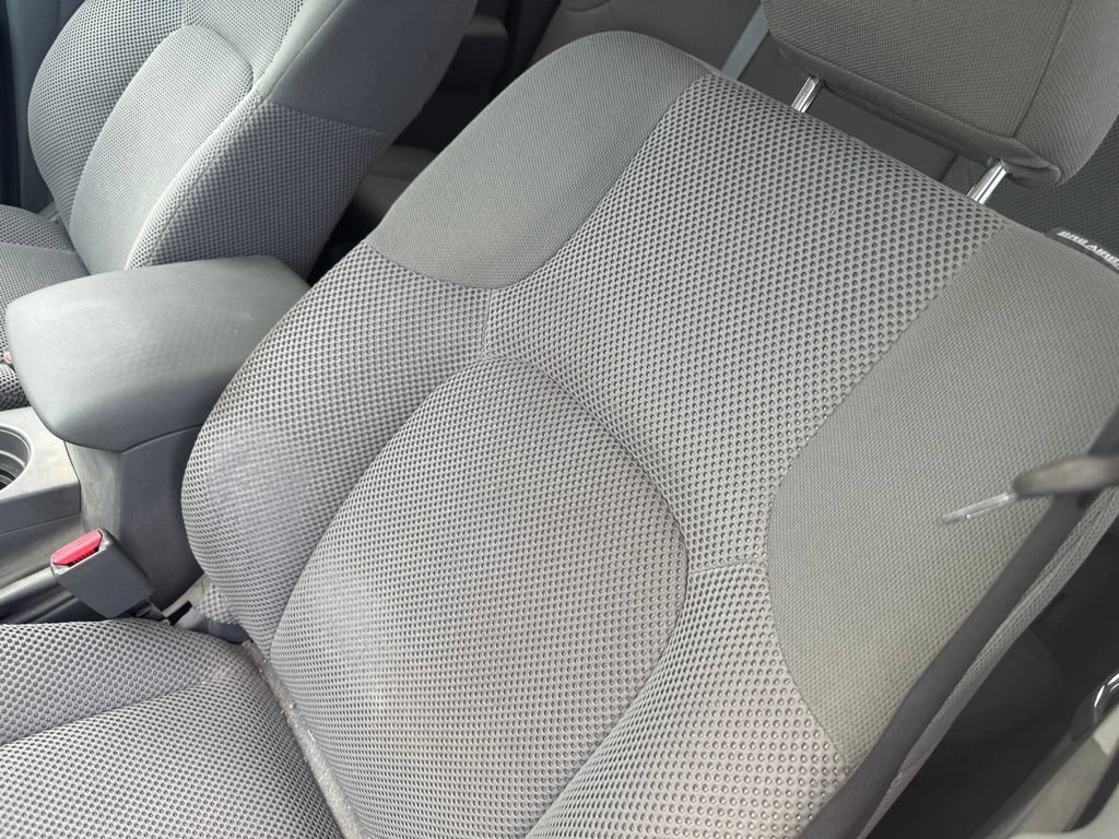 Used 2019 Nissan Frontier SV AWD/4WD image 4
