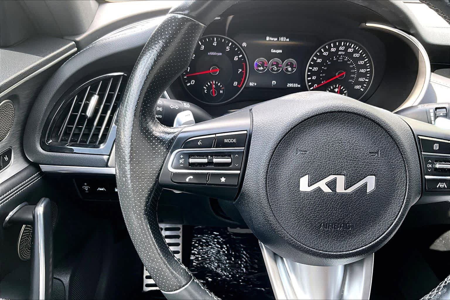 Used 2023 Kia Stinger GT2 image 24
