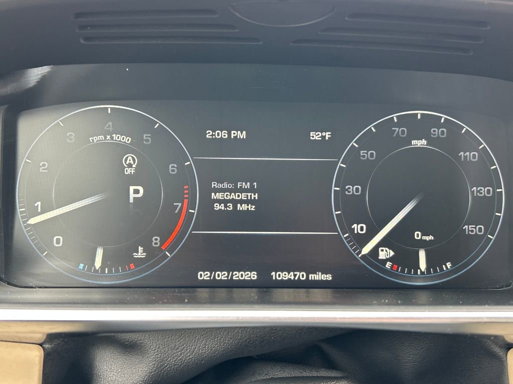 Used 2014 Land Rover Range Rover HSE image 12