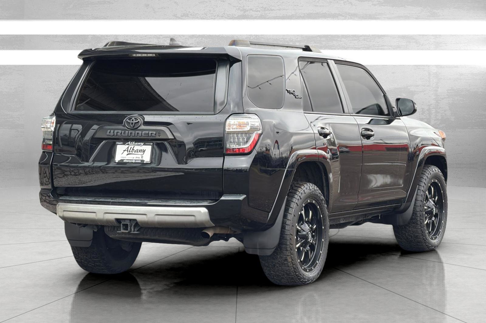 Used 2021 Toyota 4Runner TRD Off-Road Premium image 5