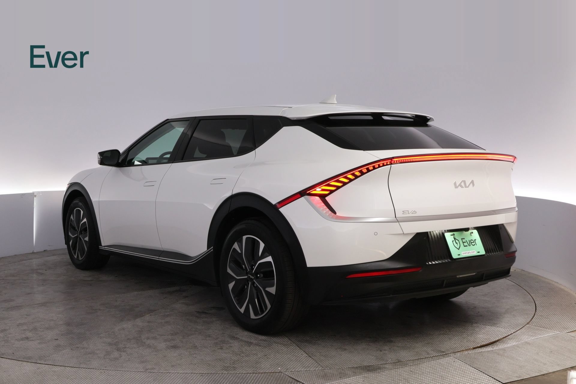 Used 2024 Kia EV6 Light RWD image 17