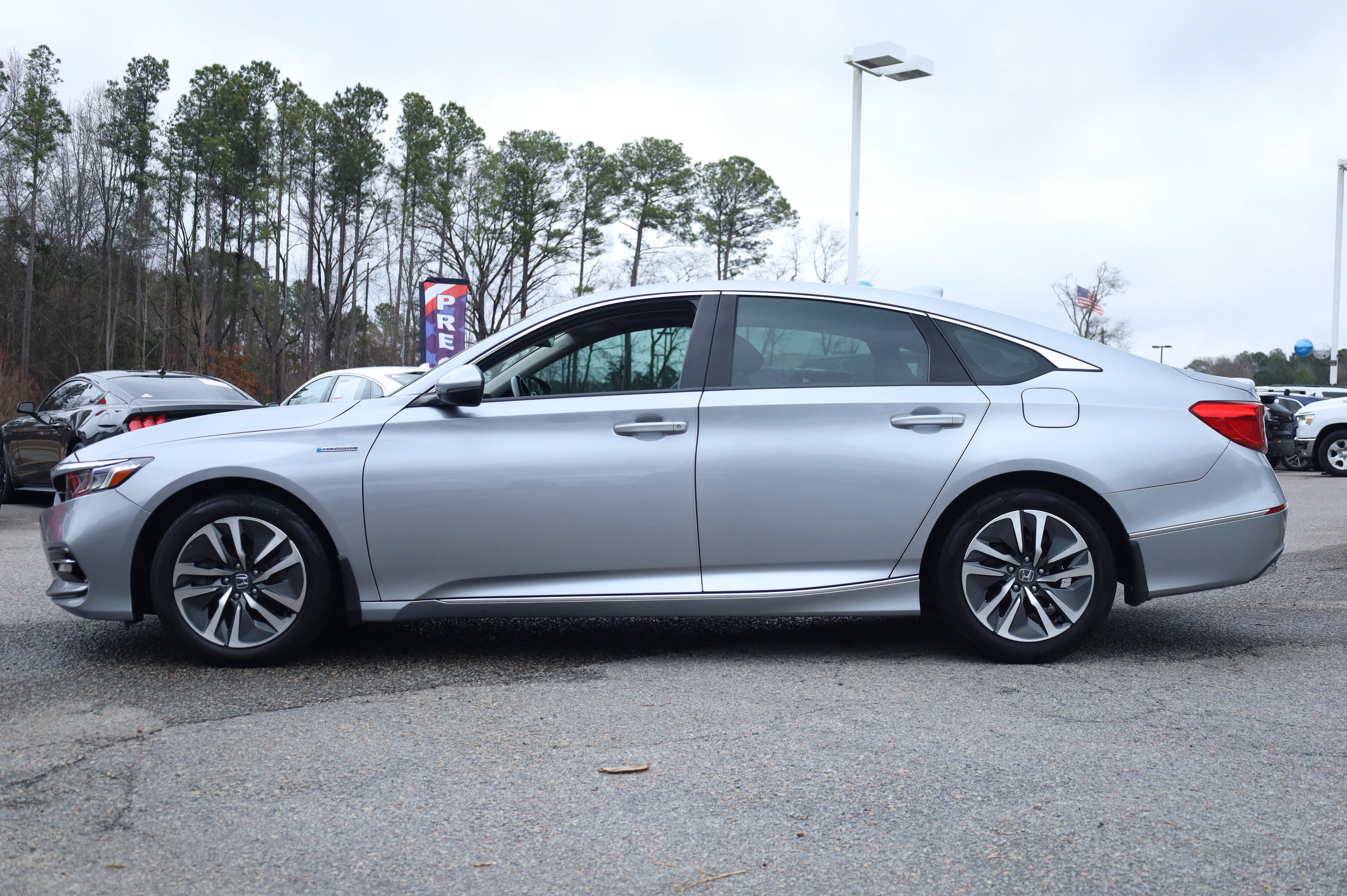 Used 2020 Honda Accord EX-L image 2
